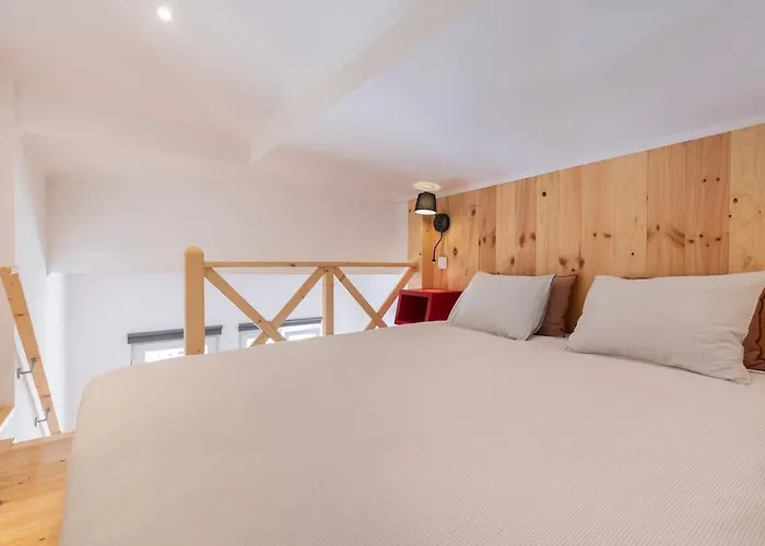 Estoril Haven 度假居 *